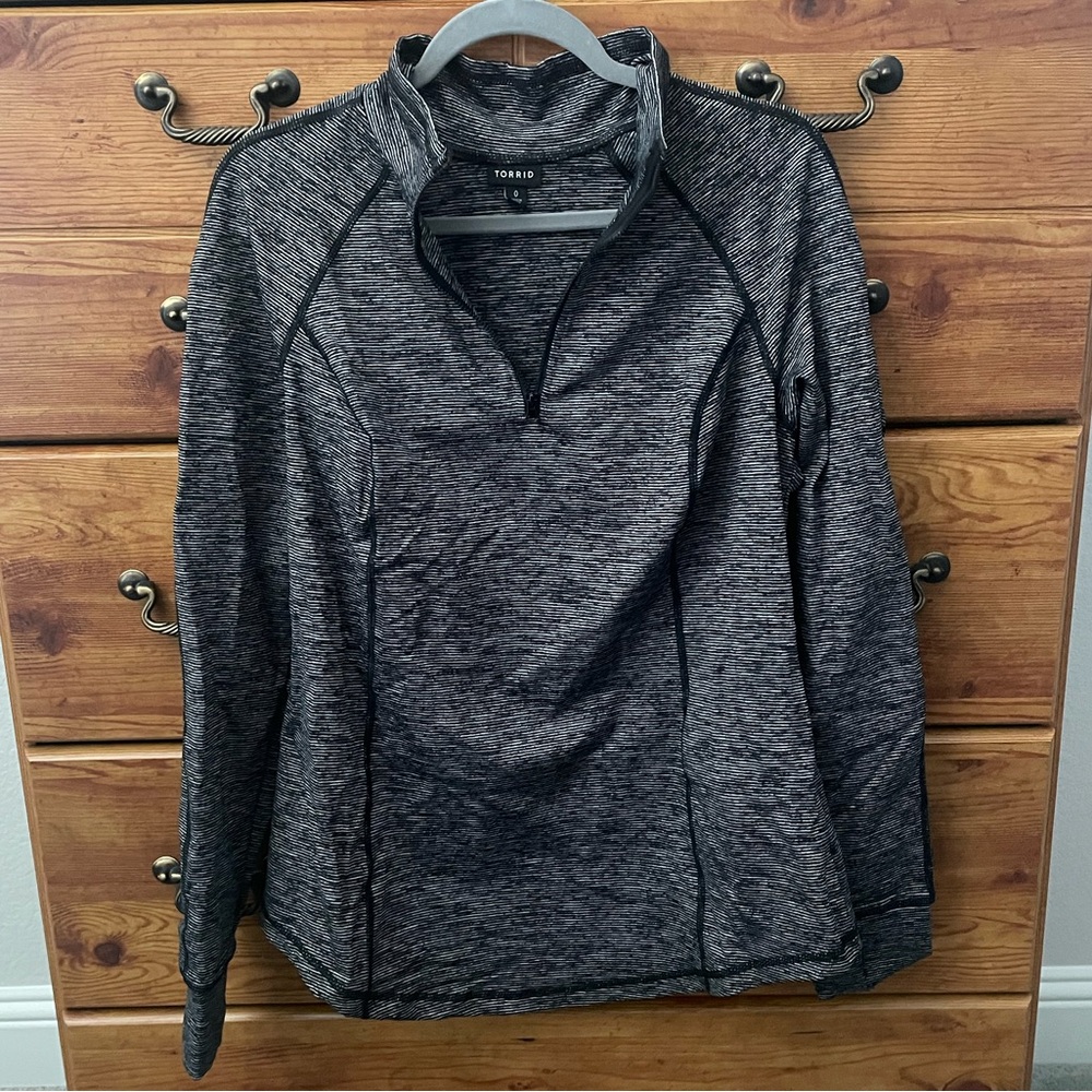 Torrid Women's Gray Quarter-Zip Jacket
